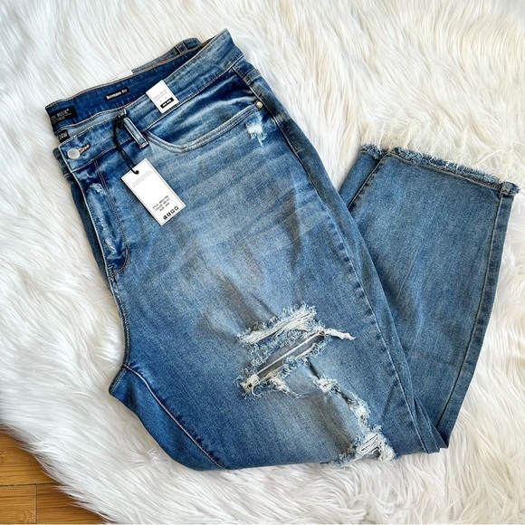 Judy Blue Denim - NWT Judy Blue Boyfriend Fit Distressed Jeans Size 24W